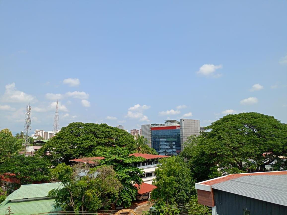 Alite Enclaves Fully Furnished Apartments Thrissur Exterior foto